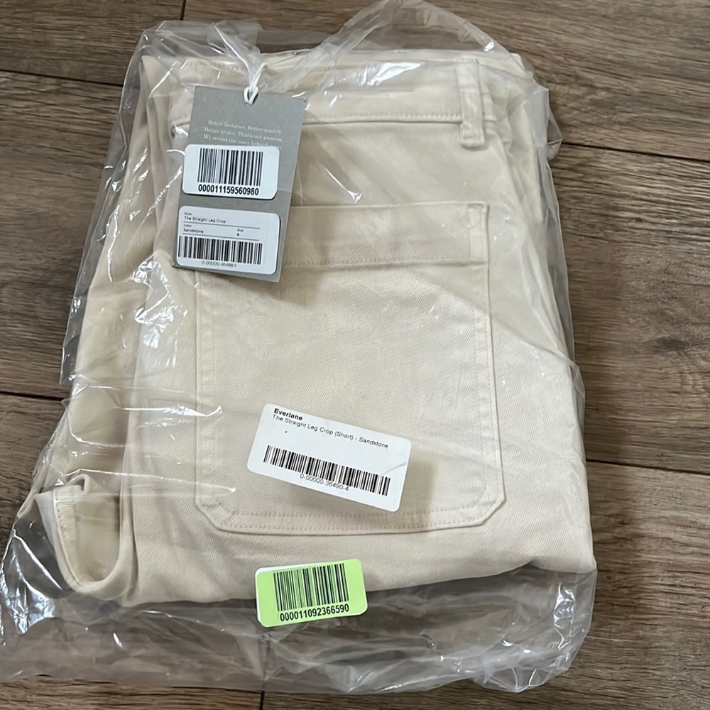 Everlane straight leg crop short pants